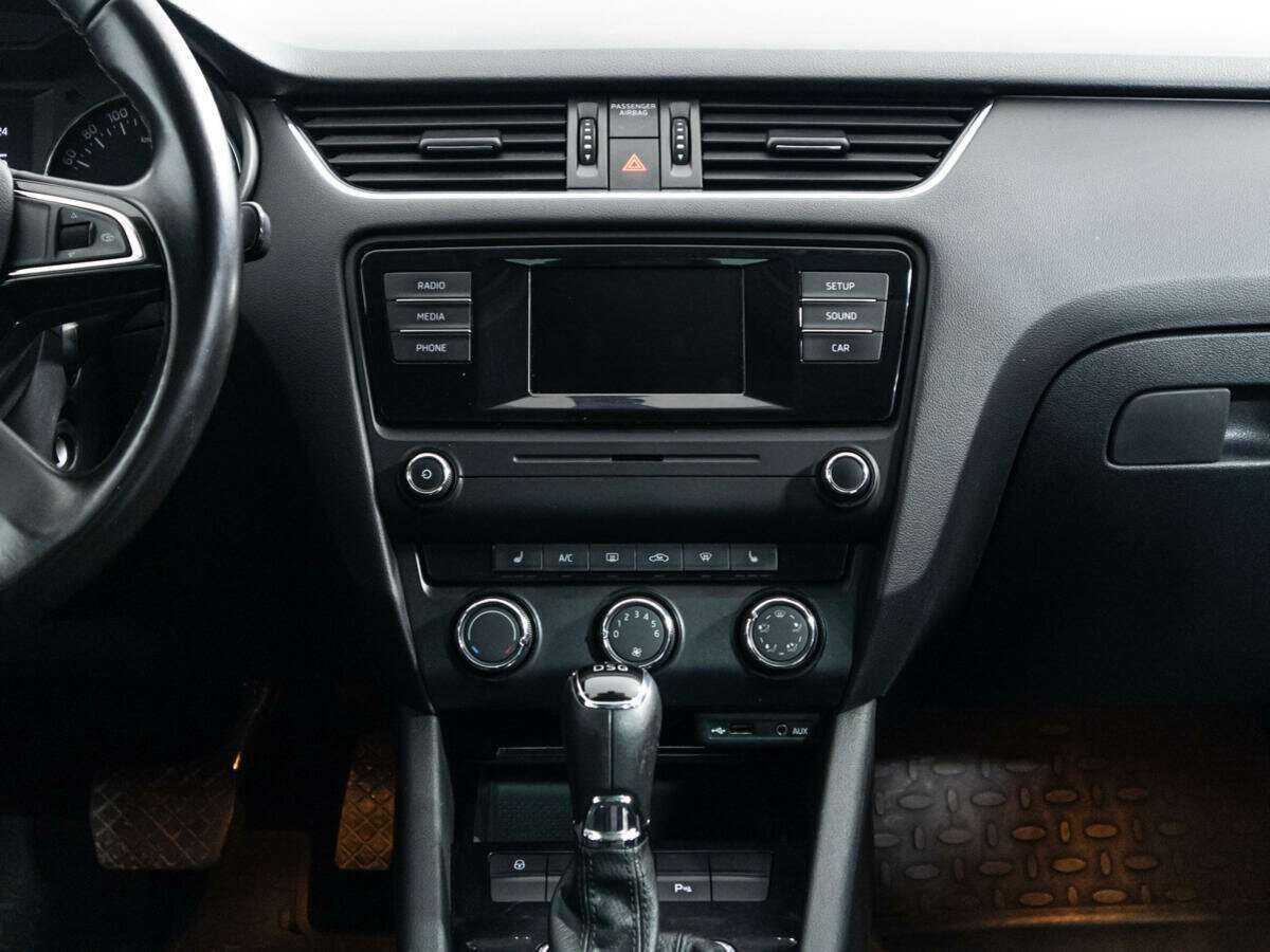 Шкода Октавия б/у, 2015, Роботизированная. Фото: #12