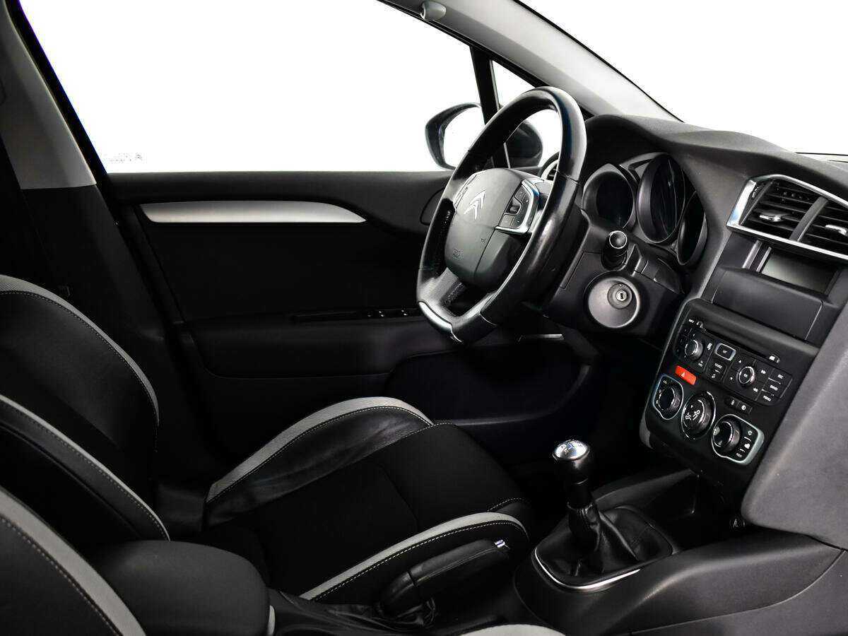 Ситроен Ц4 б/у, 2012, Механическая. Фото: #8