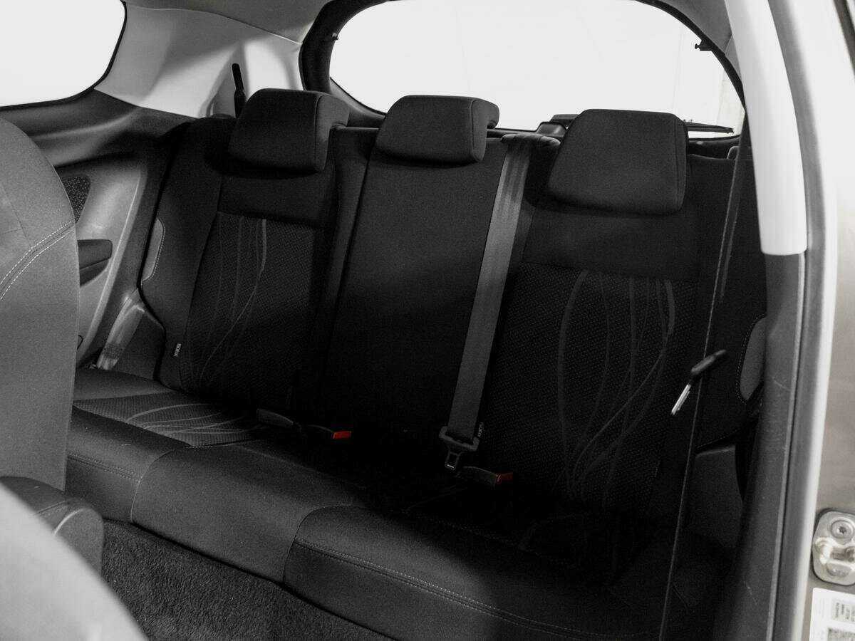 Пежо 208 б/у, 2013, Автоматическая. Фото: #9