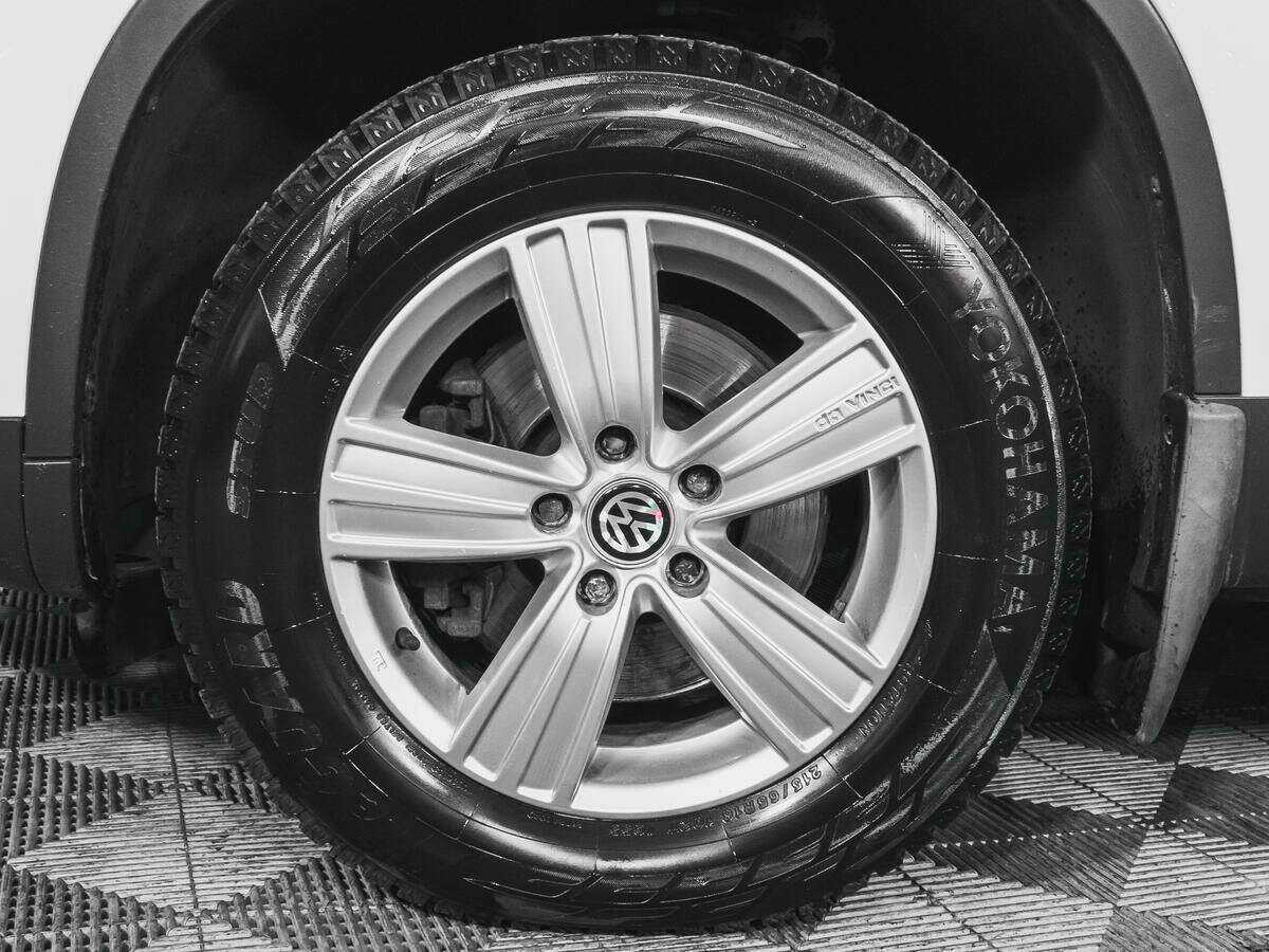 Фольксваген Тигуан б/у, 2012, Роботизированная. Фото: #15