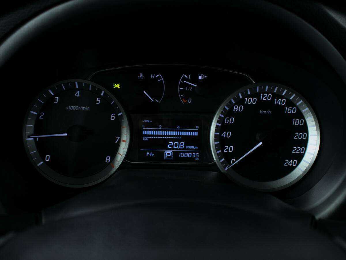 Ниссан Тиида б/у, 2015, Вариатор. Фото: #10