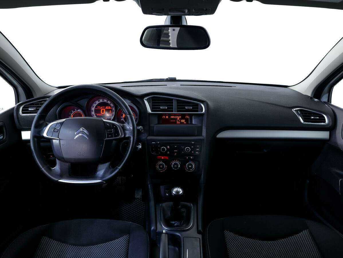 Ситроен Ц4 б/у, 2013, Механическая. Фото: #7