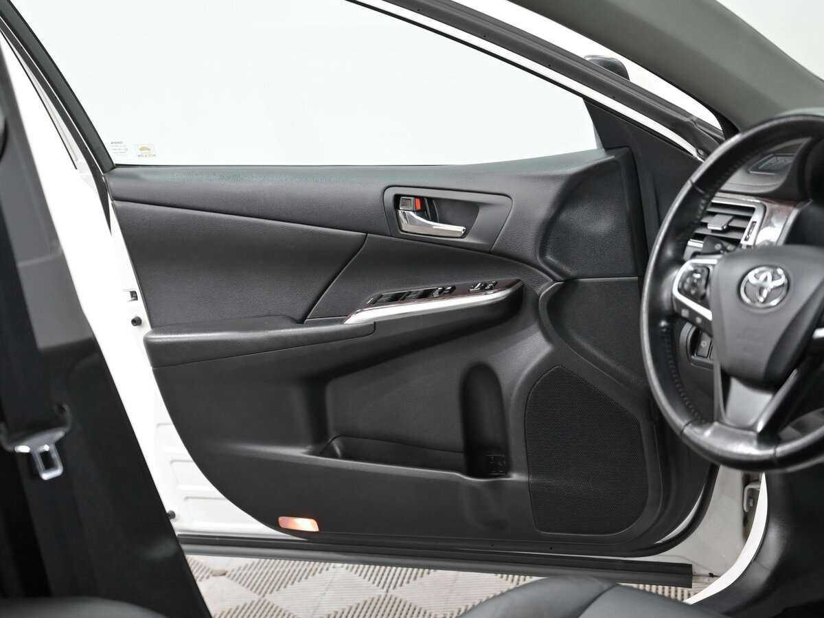 Тойота Камри б/у, 2017, Автоматическая. Фото: #10