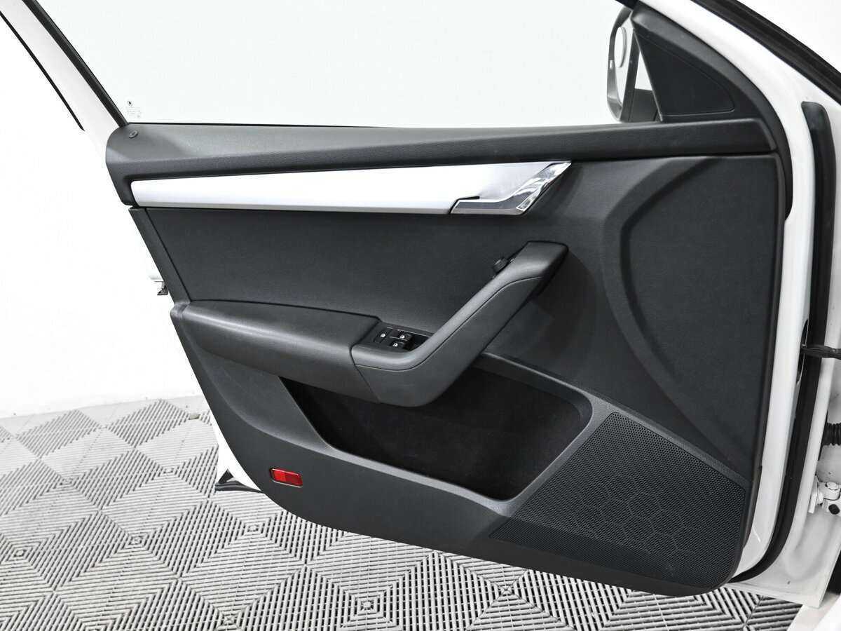 Шкода Октавия б/у, 2017, Роботизированная. Фото: #5