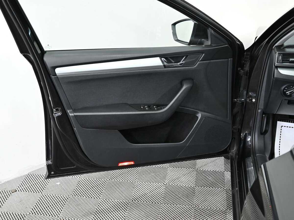 Шкода Суперб б/у, 2016, Роботизированная. Фото: #7