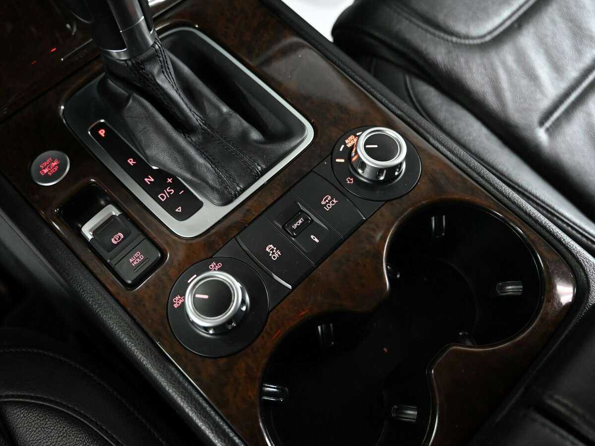 Фольксваген Туарег б/у, 2013, Автоматическая. Фото: #11