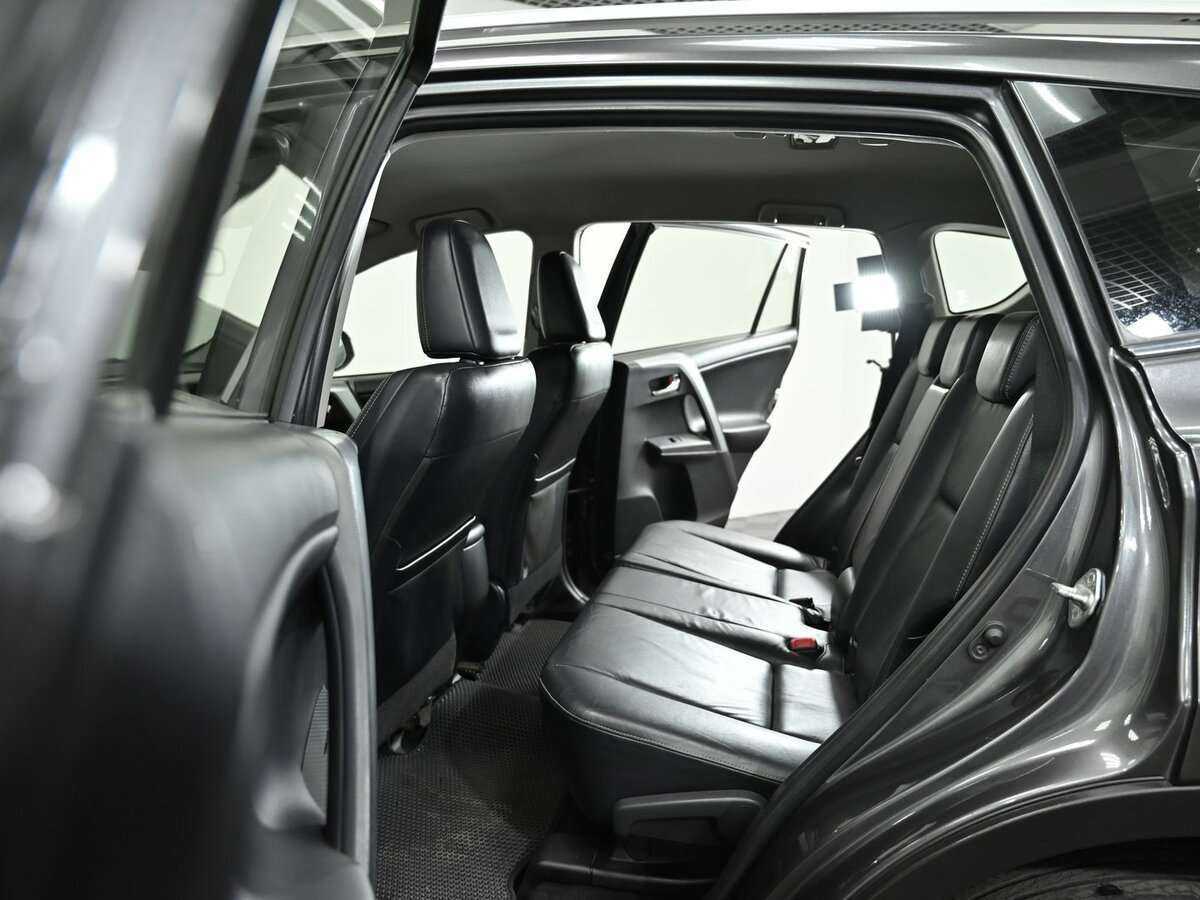 Тойота Рав4 б/у, 2013, Автоматическая. Фото: #5