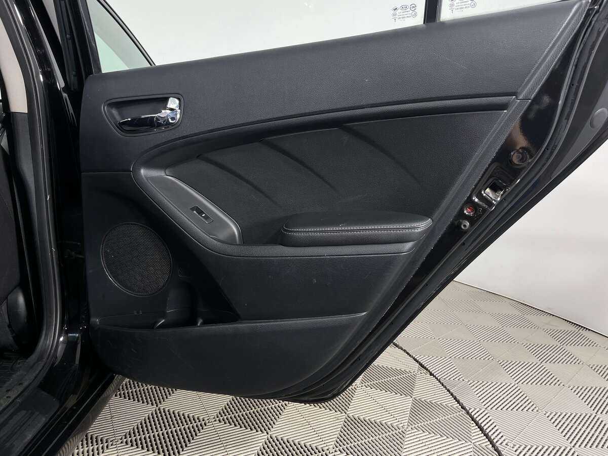 Киа Церато б/у, 2015, Механическая. Фото: #21