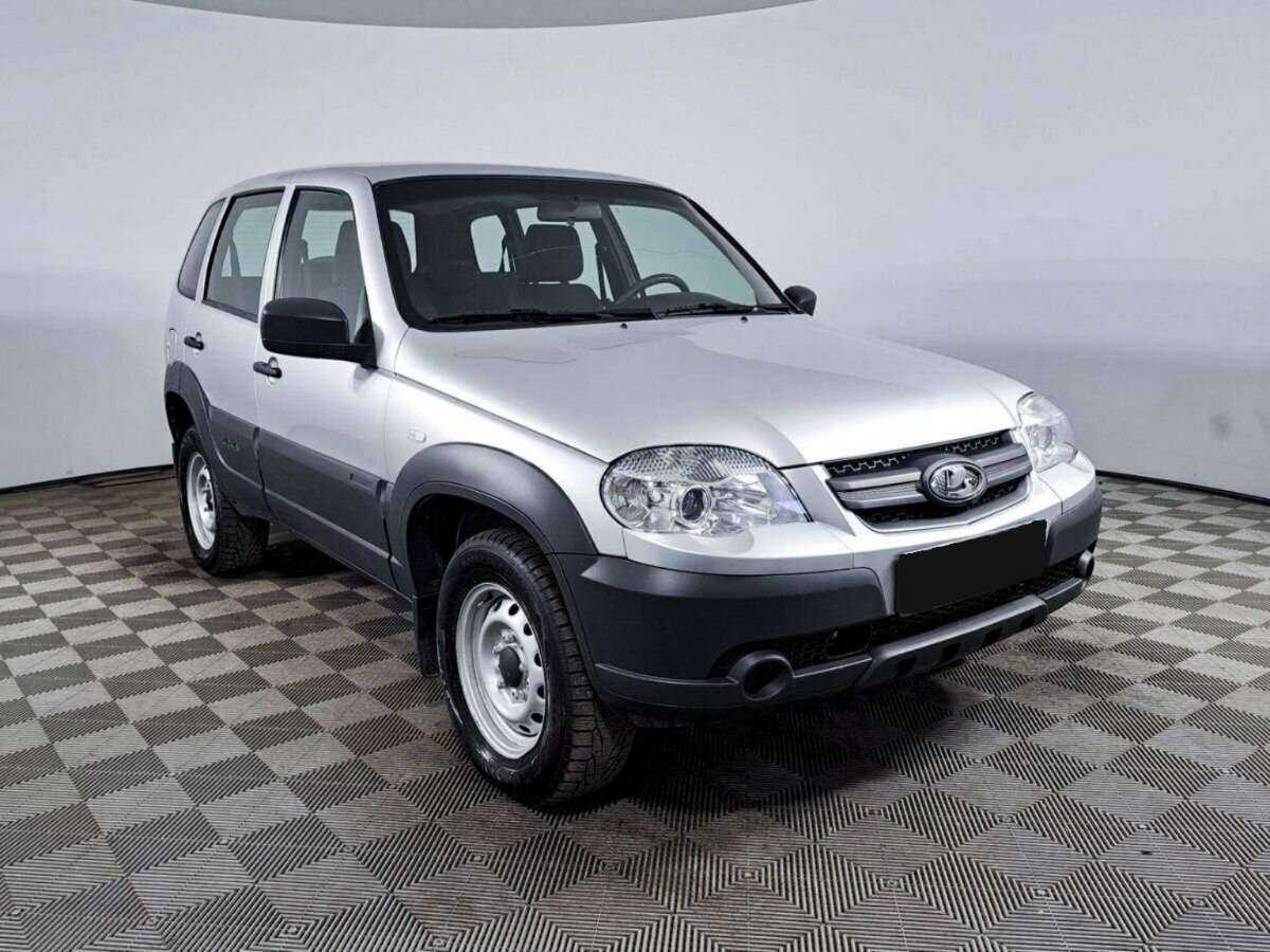 Лада (ВАЗ) Нива б/у, 2020, Механическая. Фото: #2