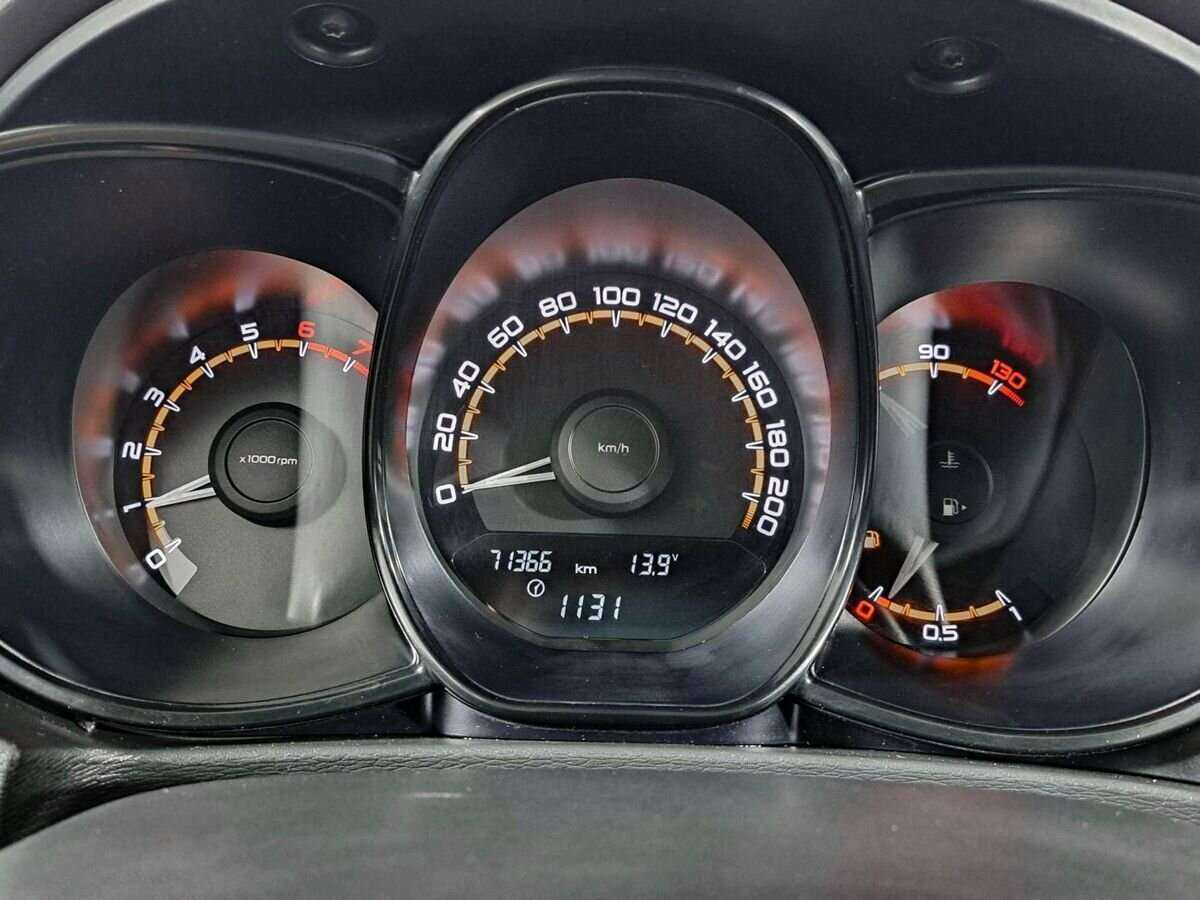 Лада (ВАЗ) Веста б/у, 2020, Механическая. Фото: #8