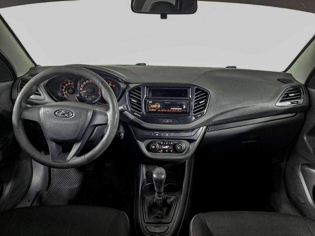 Лада (ВАЗ) Веста б/у, 2020, Механическая. Фото: #9