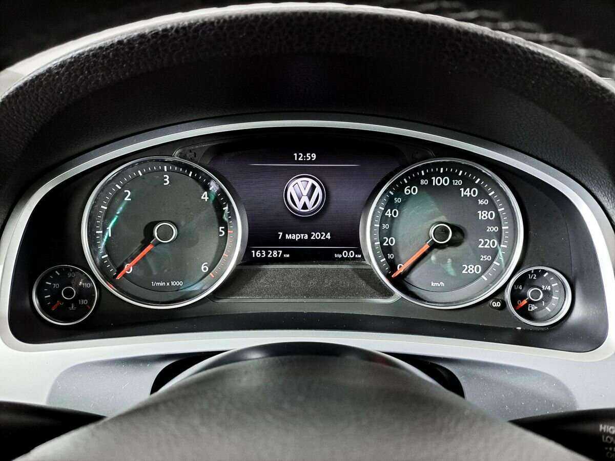 Фольксваген Туарег б/у, 2012, Автоматическая. Фото: #10