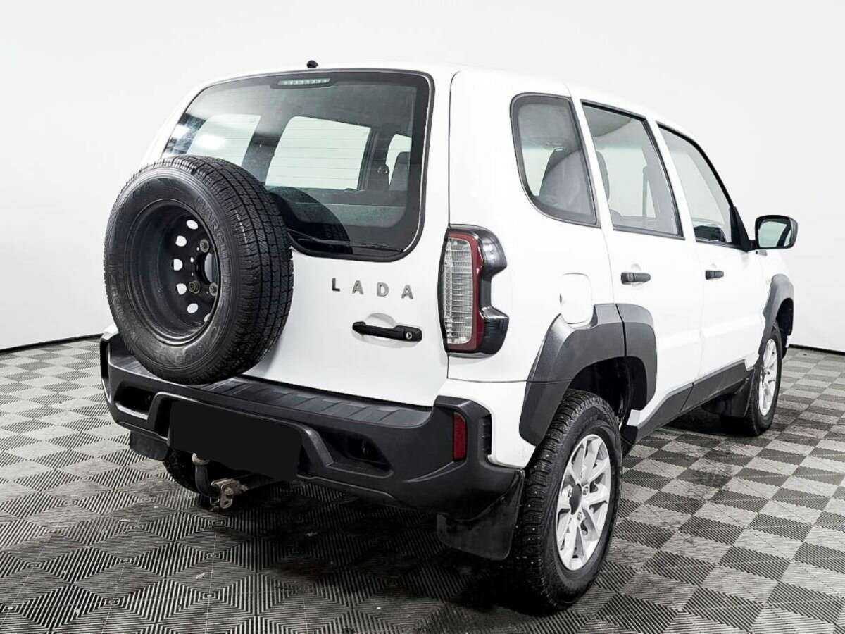 Лада (ВАЗ) Нива б/у, 2021, Механическая. Фото: #4