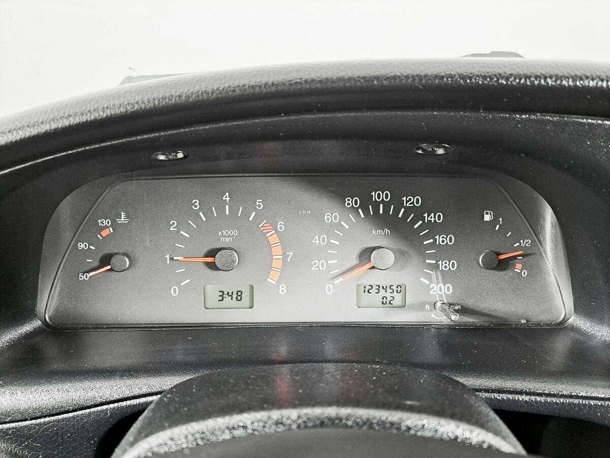 Шевроле Нива б/у, 2013, Механическая. Фото: #10