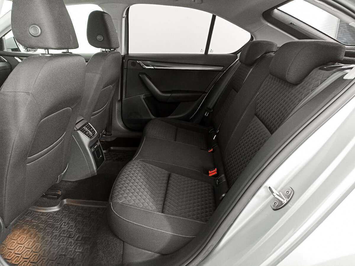 Шкода Октавия б/у, 2018, Роботизированная. Фото: #9