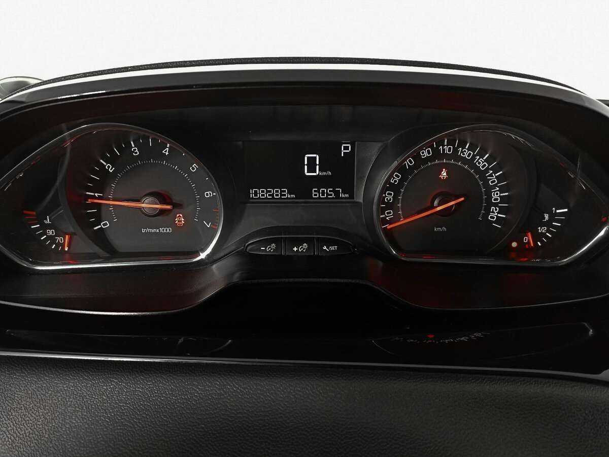 Пежо 208 б/у, 2013, Автоматическая. Фото: #10