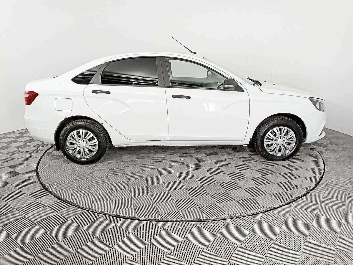 Лада (ВАЗ) Веста б/у, 2019, Механическая. Фото: #3