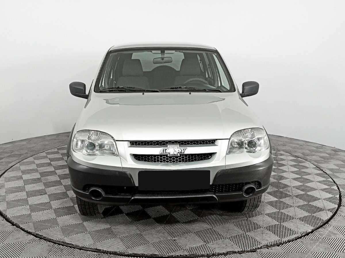 Шевроле Нива б/у, 2017, Механическая. Фото: #1