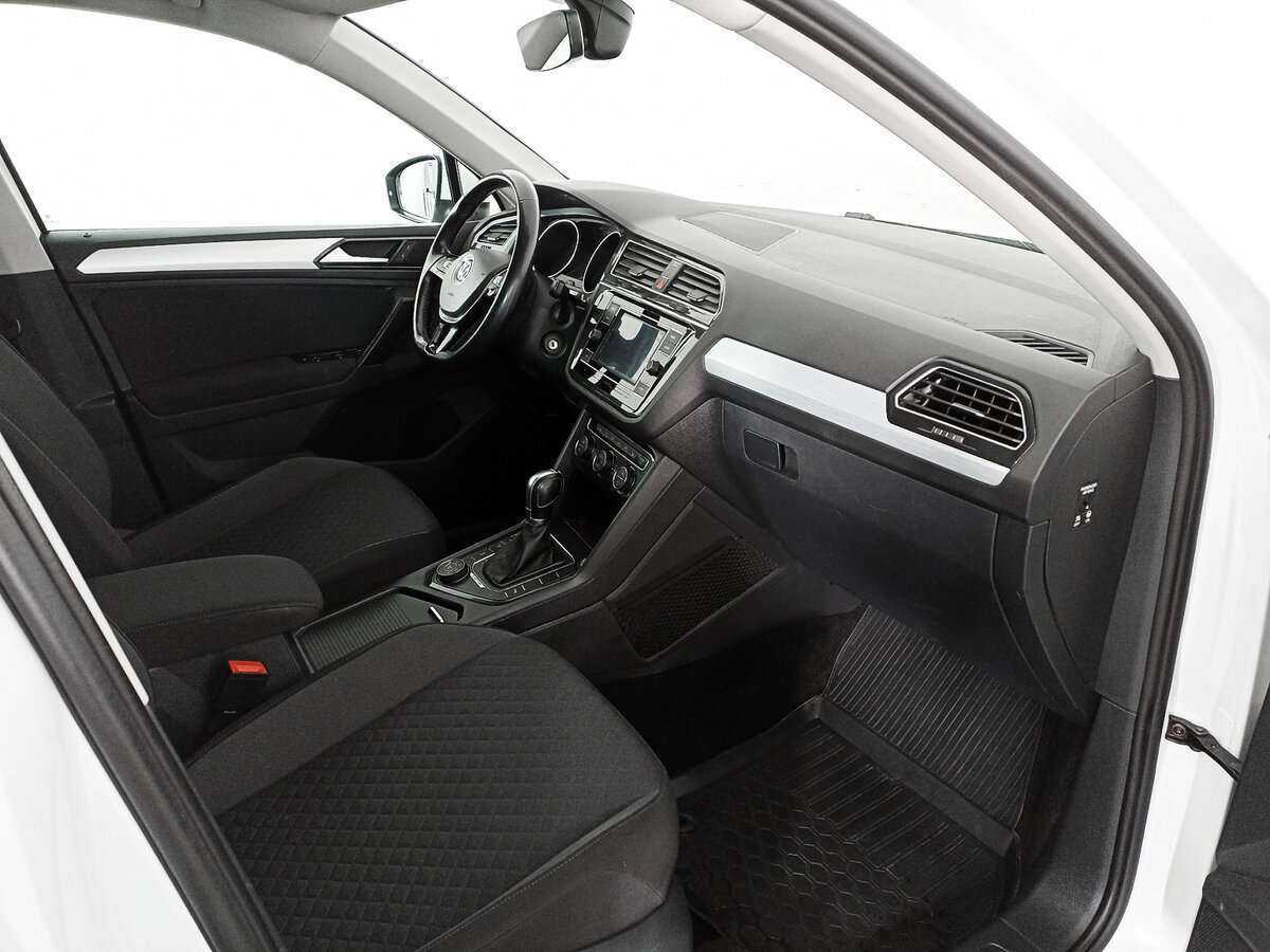 Фольксваген Тигуан б/у, 2017, Роботизированная. Фото: #10