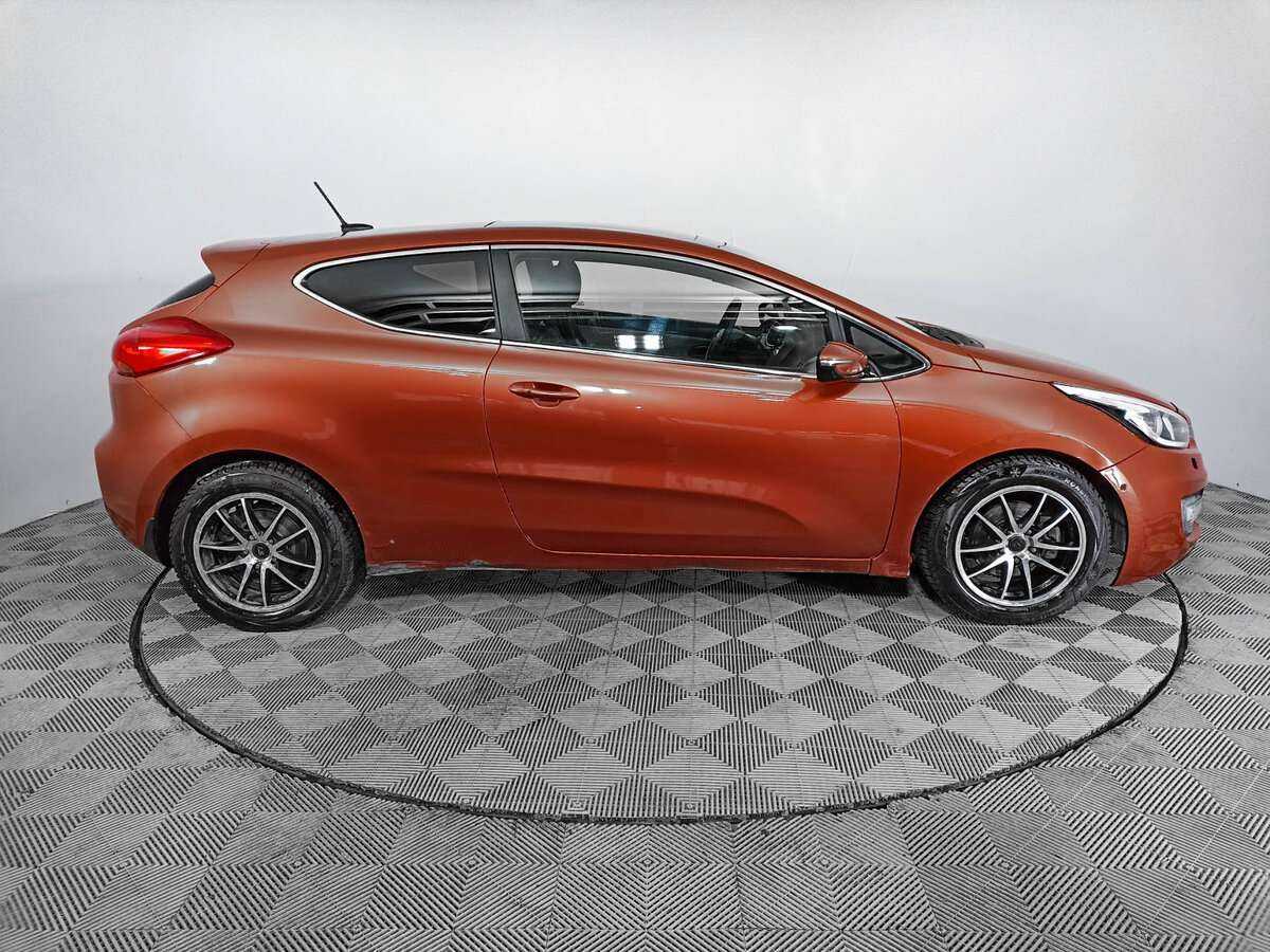 Киа Сид б/у, 2013, Автоматическая. Фото: #3