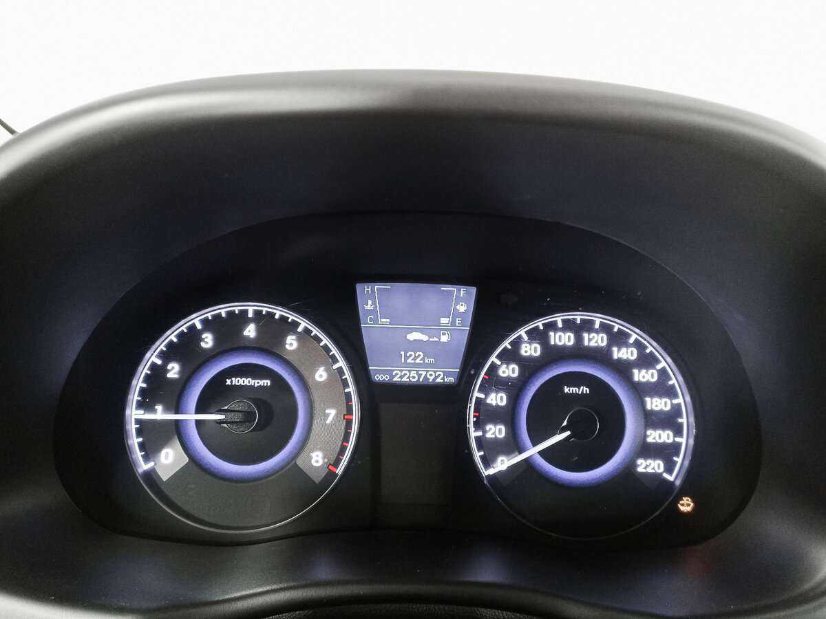 Хендай Солярис б/у, 2012, Механическая. Фото: #8