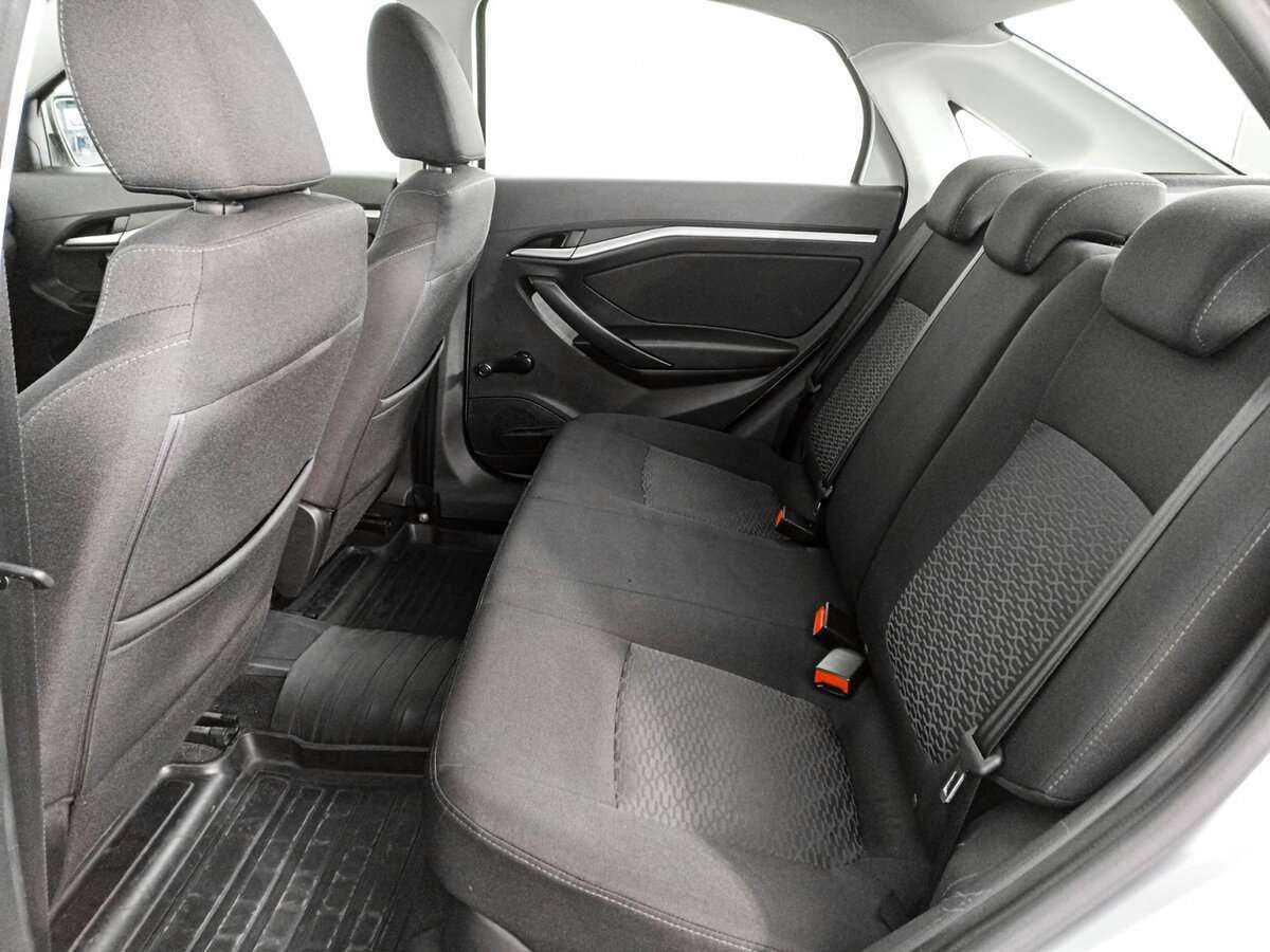 Лада (ВАЗ) Веста б/у, 2015, Роботизированная. Фото: #7