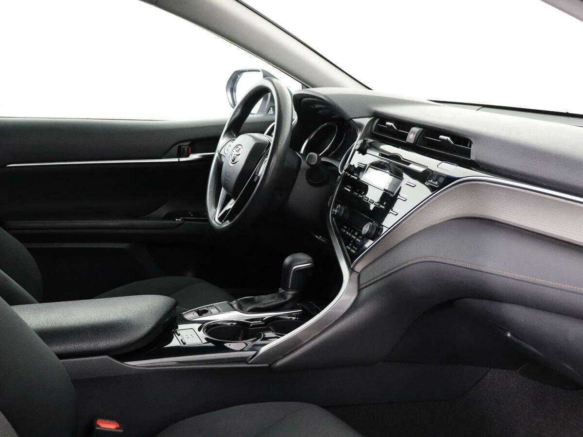 Тойота Камри б/у, 2020, Автоматическая. Фото: #6