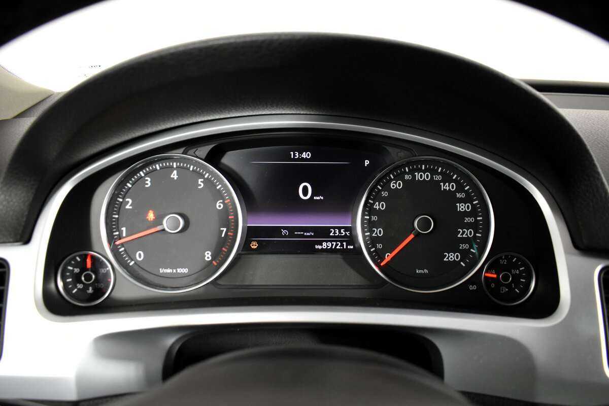 Фольксваген Туарег б/у, 2012, Автоматическая. Фото: #6