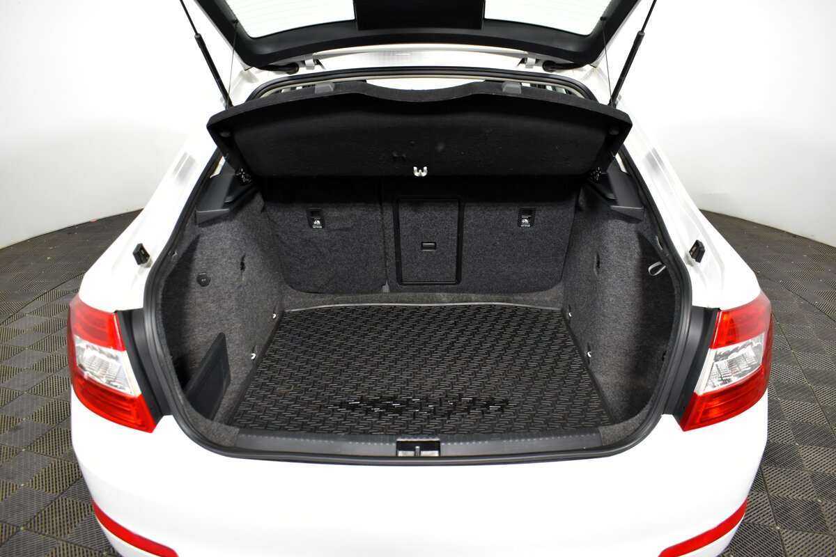 Шкода Октавия б/у, 2014, Роботизированная. Фото: #9