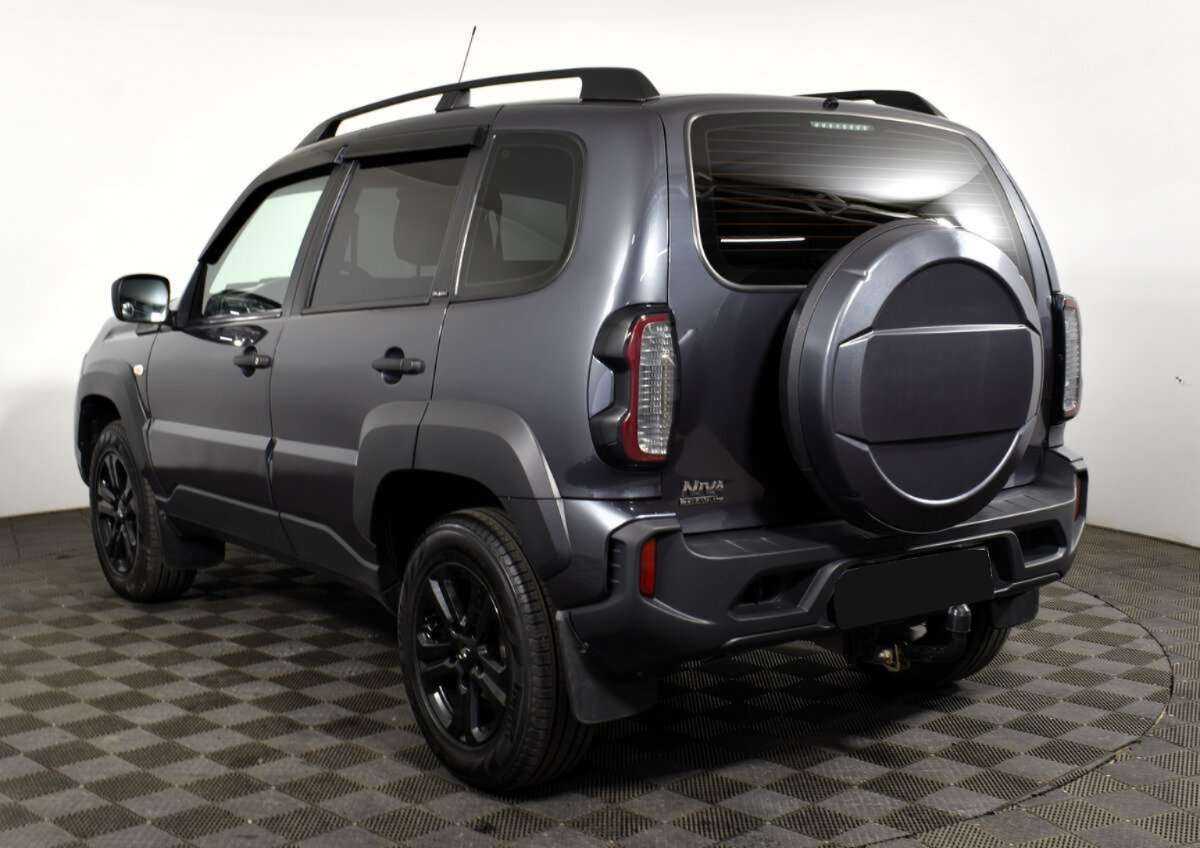 Лада (ВАЗ) Нива б/у, 2022, Механическая. Фото: #5