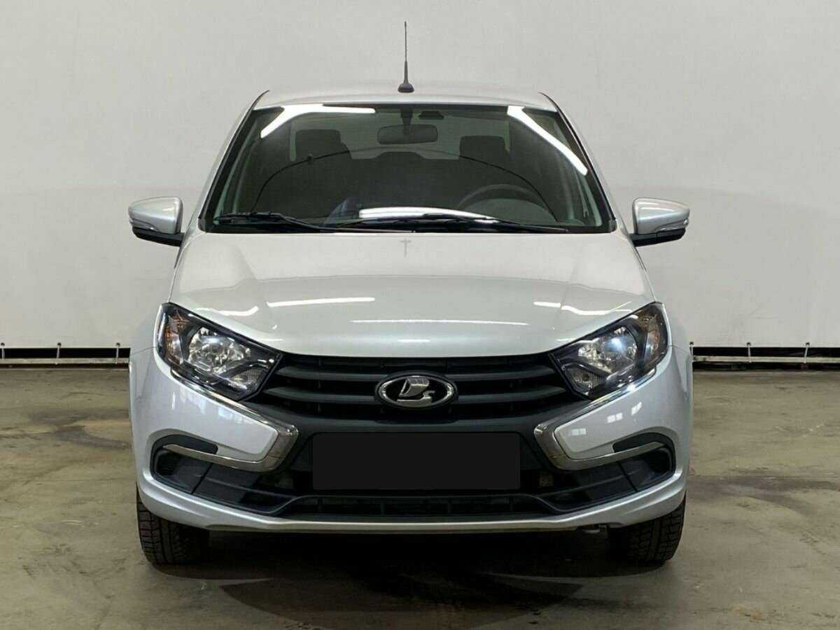 Лада (ВАЗ) Гранта б/у, 2023, Механическая. Фото: #1