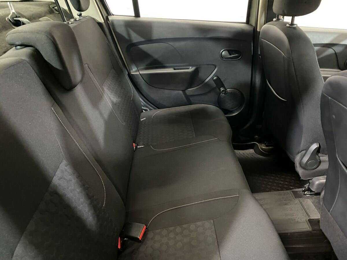 Рено Логан б/у, 2016, Автоматическая. Фото: #10