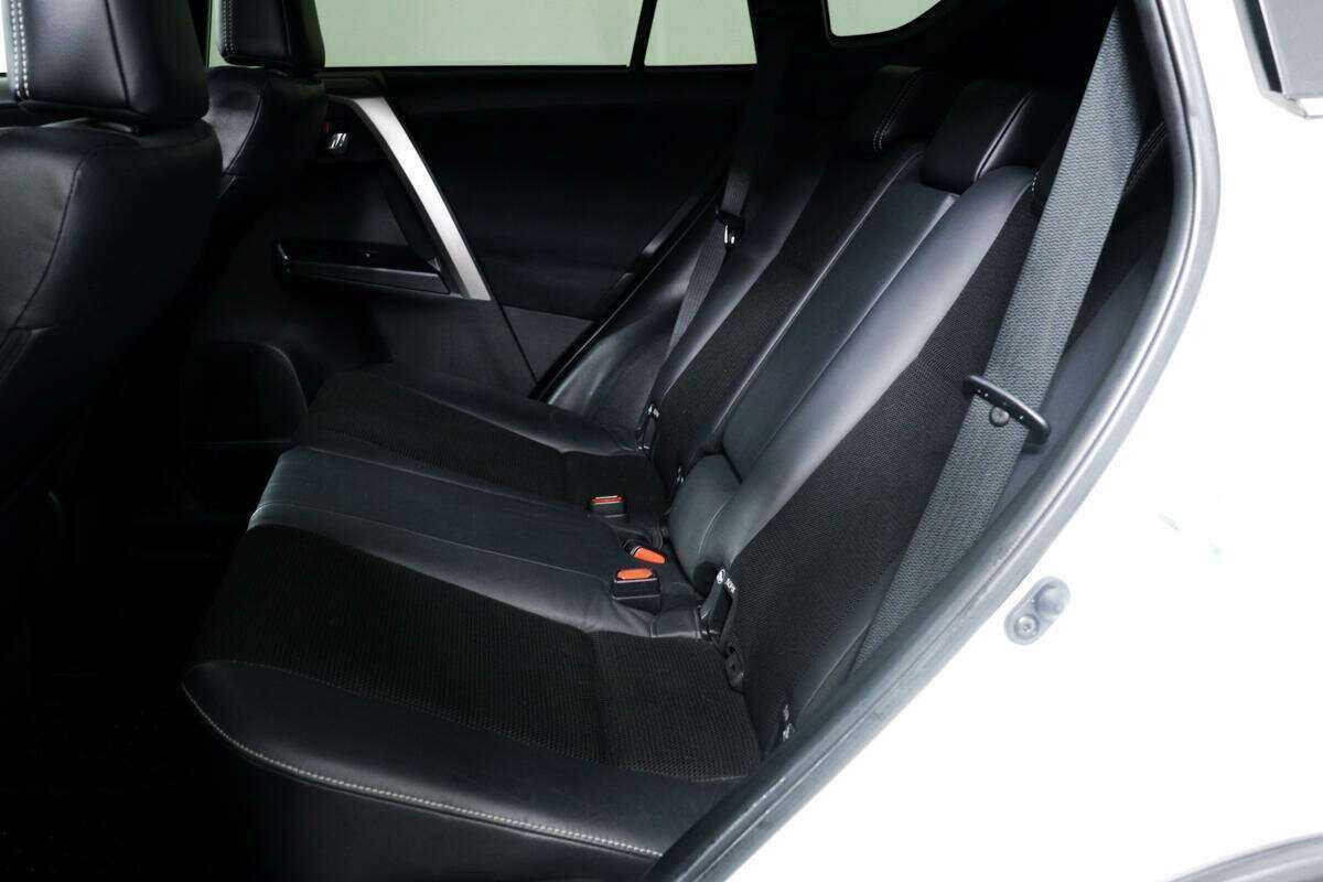 Тойота Рав4 б/у, 2016, Вариатор. Фото: #11