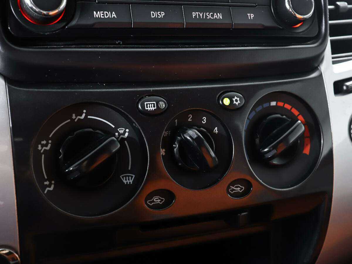 Митсубиши Паджеро Спорт б/у, 2014, Механическая. Фото: #20