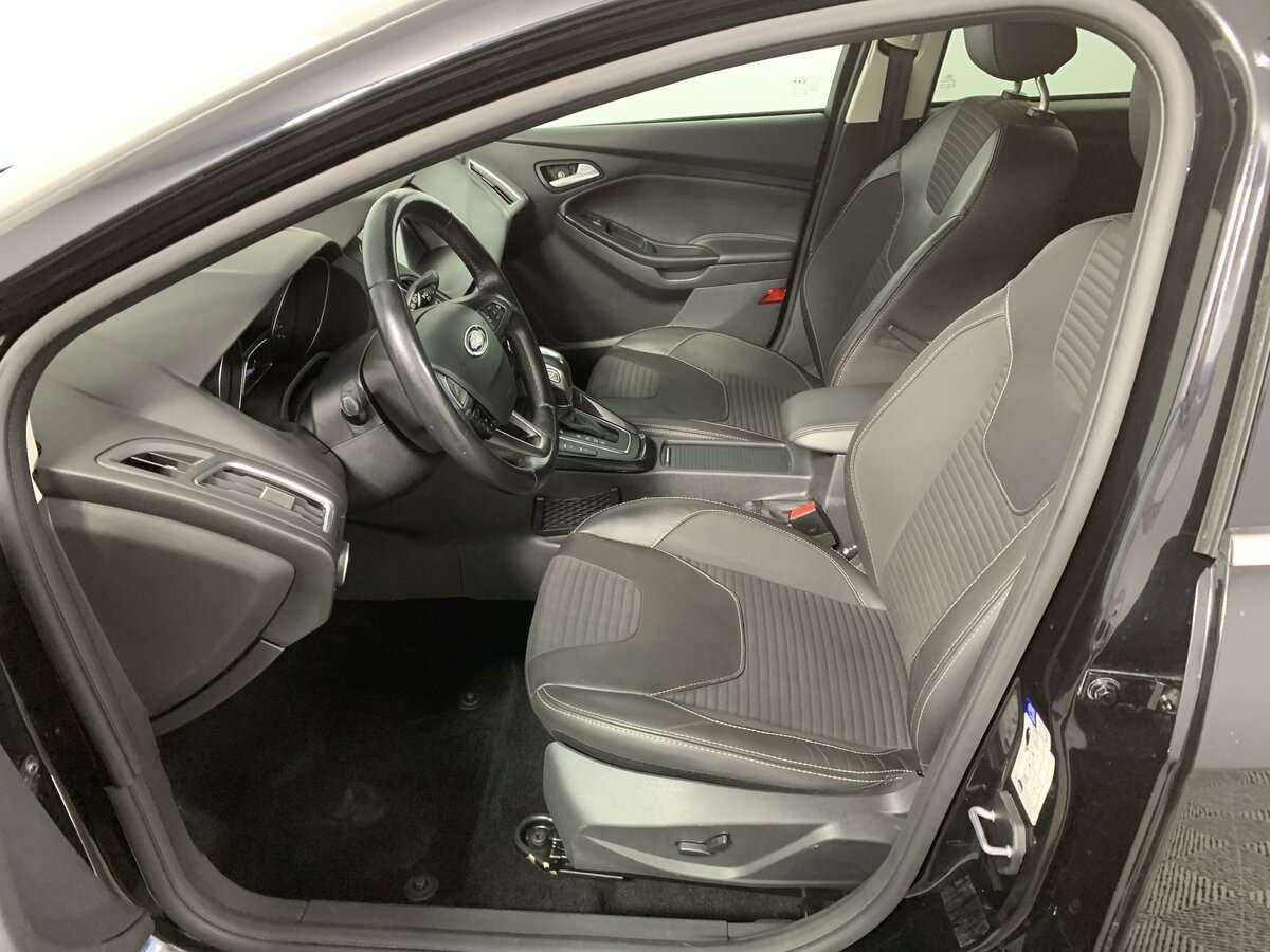 Форд Фокус б/у, 2017, Автоматическая. Фото: #13