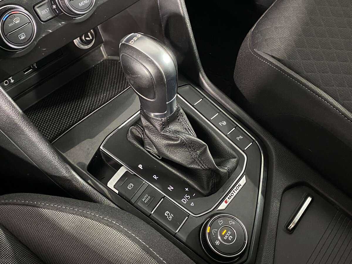 Фольксваген Тигуан б/у, 2017, Роботизированная. Фото: #15