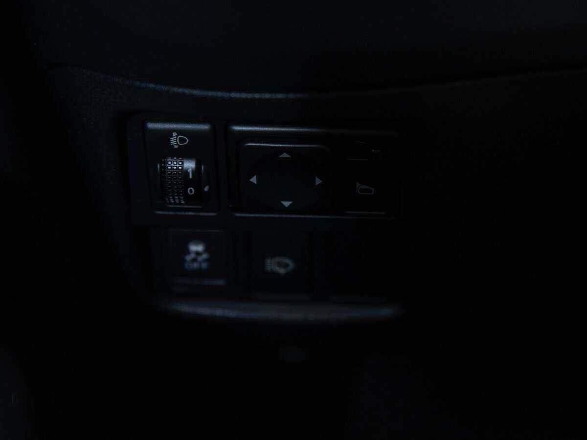 Ниссан Жук б/у, 2012, Механическая. Фото: #14