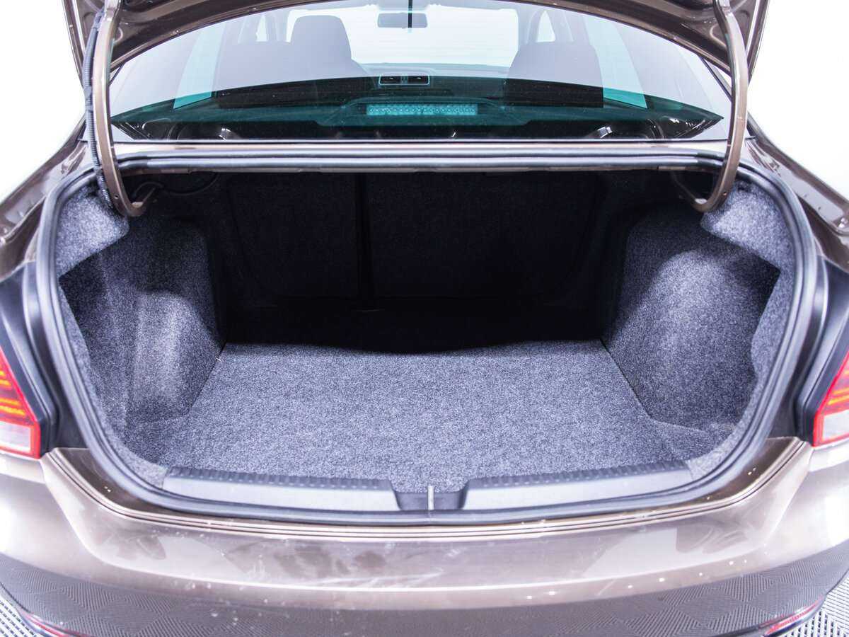 Фольксваген Поло б/у, 2019, Механическая. Фото: #8