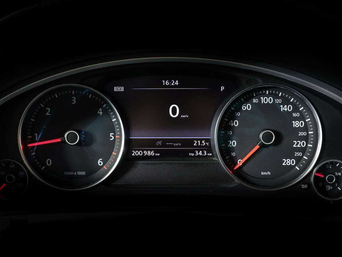 Фольксваген Туарег б/у, 2012, Автоматическая. Фото: #10