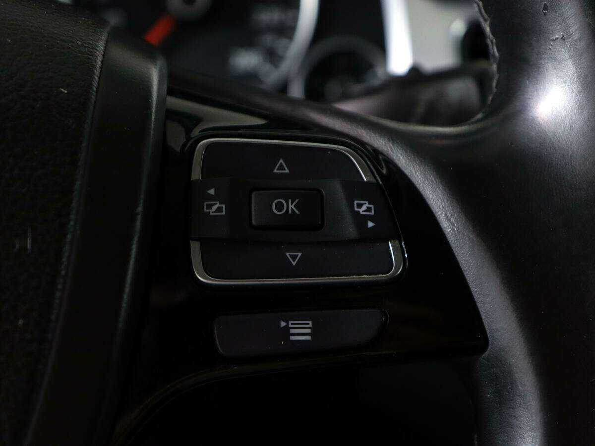 Фольксваген Туарег б/у, 2012, Автоматическая. Фото: #22