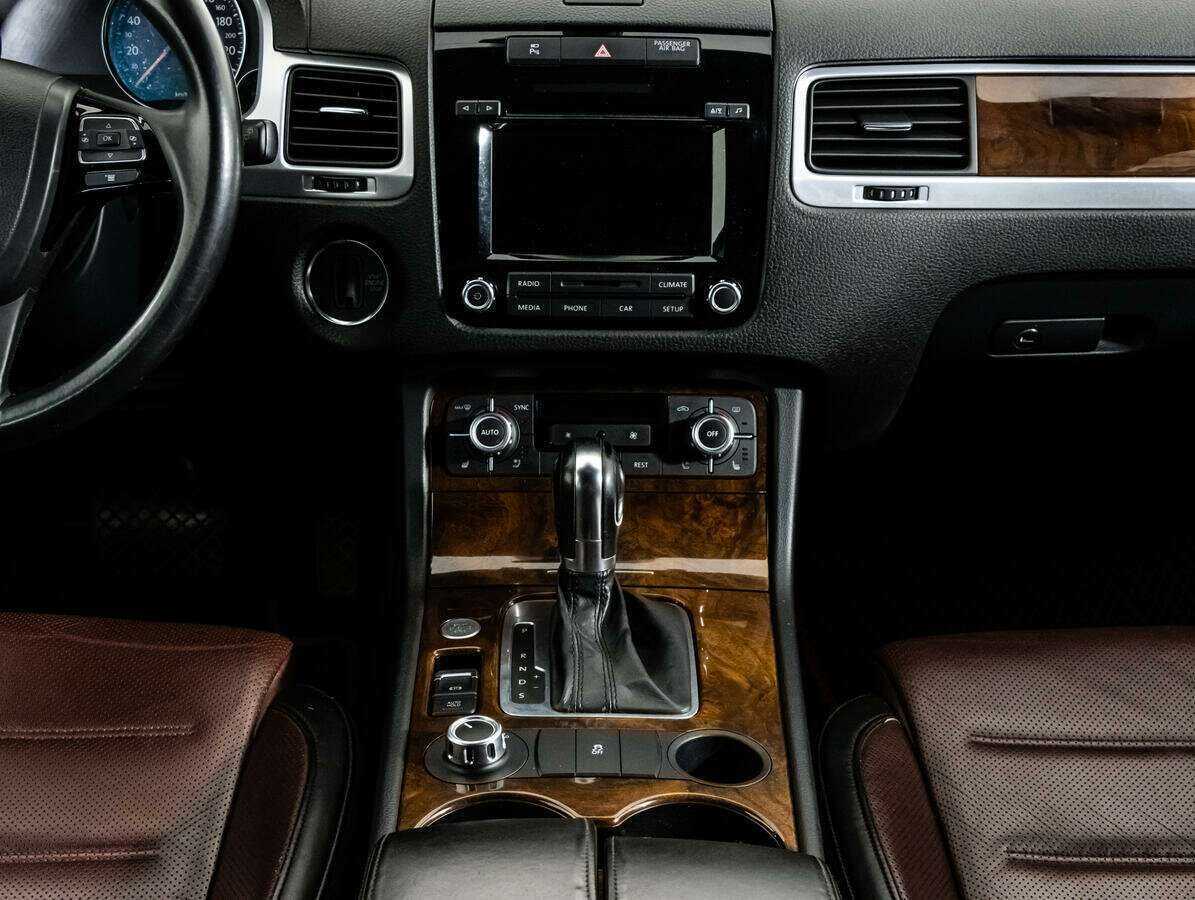 Фольксваген Туарег б/у, 2012, Автоматическая. Фото: #10