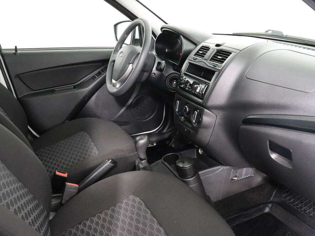 Лада (ВАЗ) Гранта б/у, 2023, Механическая. Фото: #6