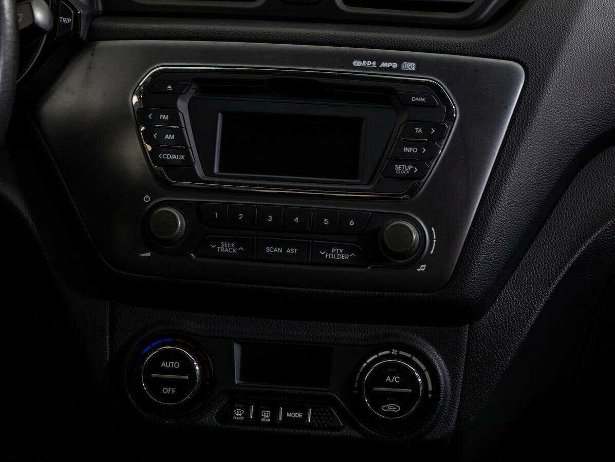 Киа Рио б/у, 2012, Механическая. Фото: #13