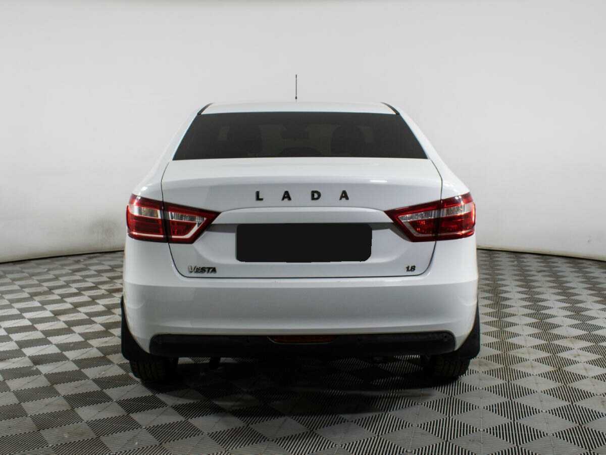 Лада (ВАЗ) Веста б/у, 2018, Механическая. Фото: #4