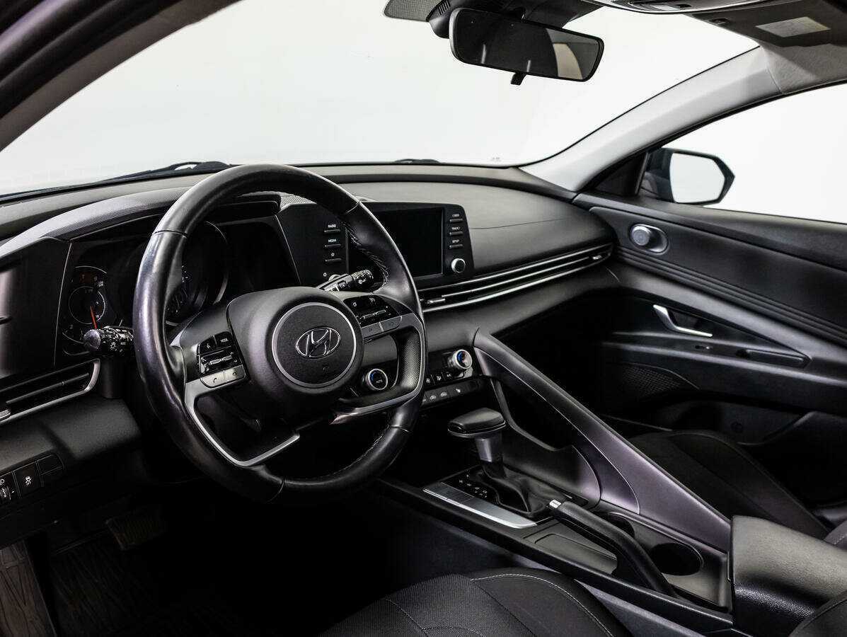 Хендай Елантра б/у, 2020, Автоматическая. Фото: #10