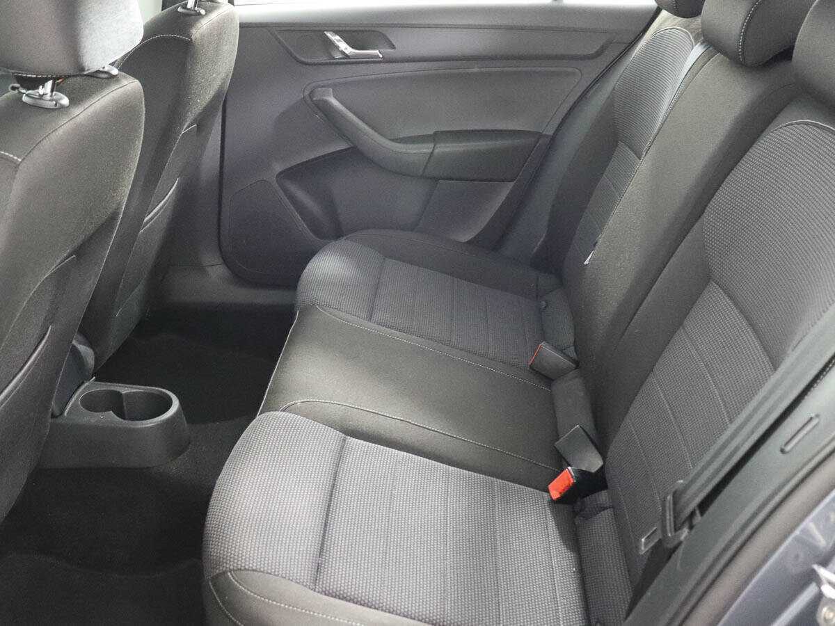 Шкода Рапид б/у, 2014, Роботизированная. Фото: #8