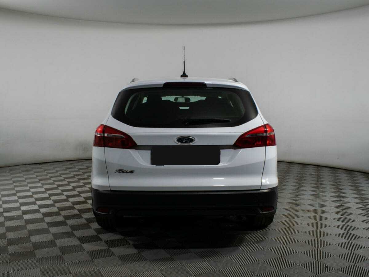 Форд Фокус б/у, 2017, Механическая. Фото: #5