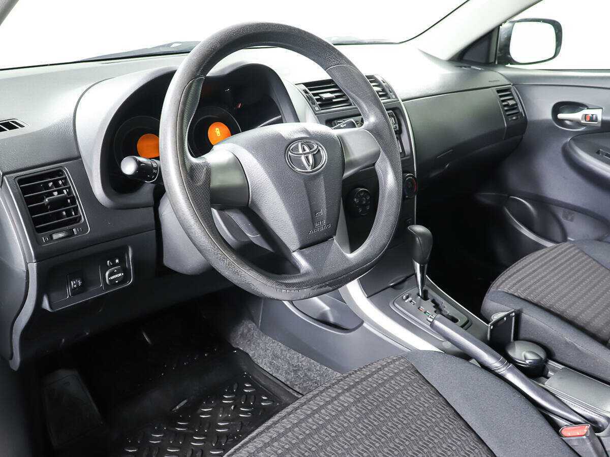 Тойота Королла б/у, 2012, Автоматическая. Фото: #14