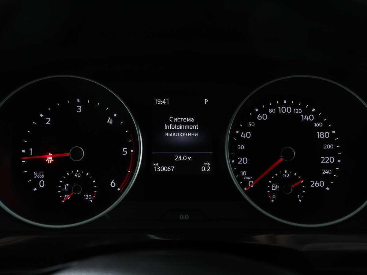 Фольксваген Тигуан б/у, 2018, Роботизированная. Фото: #12