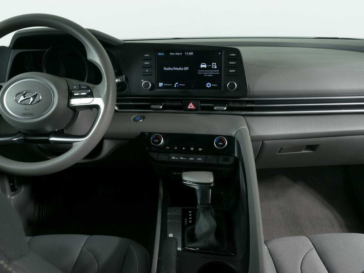 Хендай Елантра б/у, 2021, Автоматическая. Фото: #9